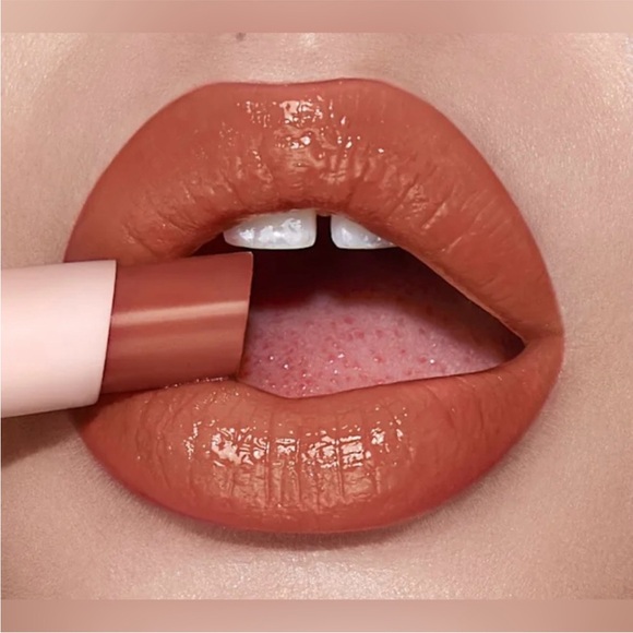 Charlotte Tilbury 🪢 NIB Hyaluronic HAPPIKISS in Happipeach - Picture 2 of 5